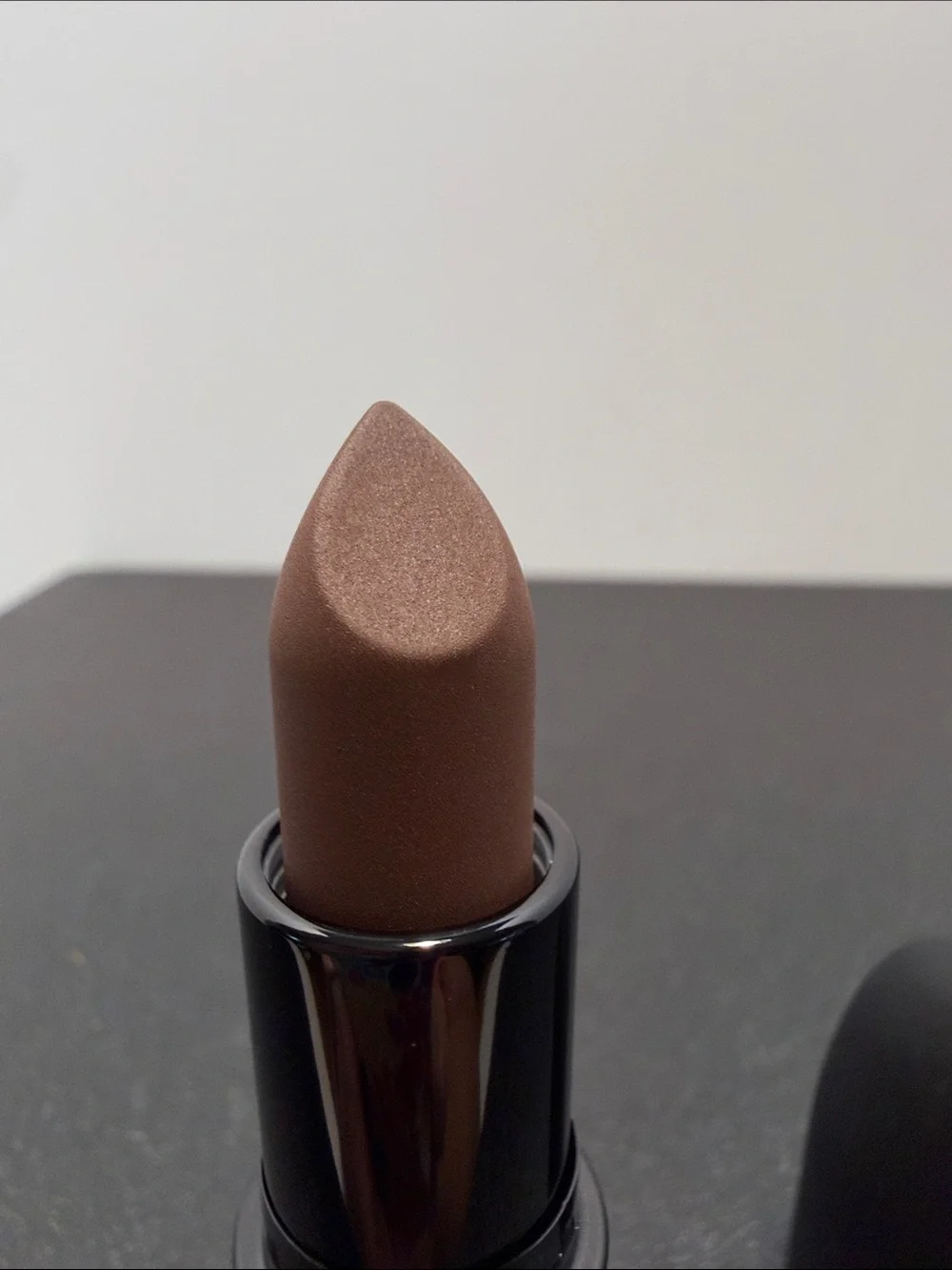 MAC Cosmetics Matte Lipstick — Taupe Nude Brown 900 Chestnut
